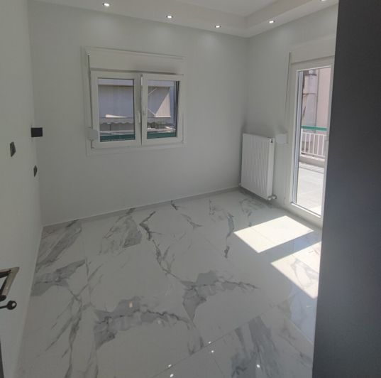 Image No.9-2 Bed Flat for sale