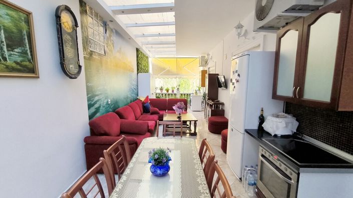 Image No.10-3 Bed Flat for sale