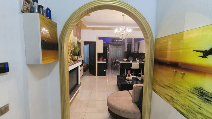 Image No.28-3 Bed Flat for sale