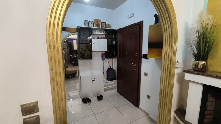 Image No.29-3 Bed Flat for sale