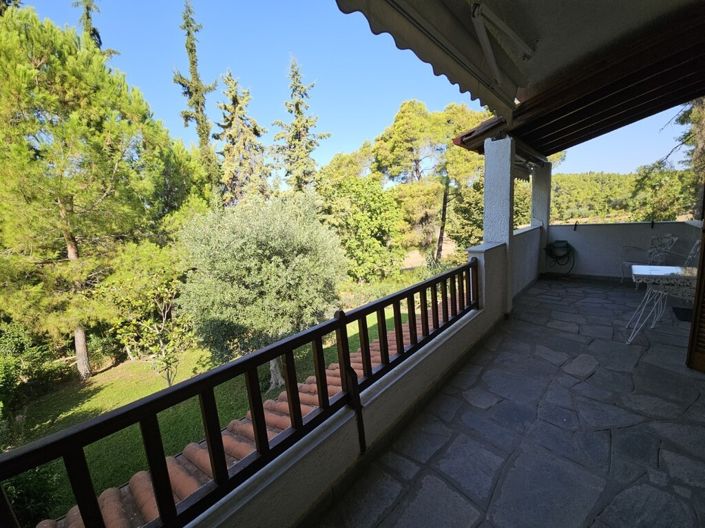 Image No.22-4 Bed Maisonette for sale