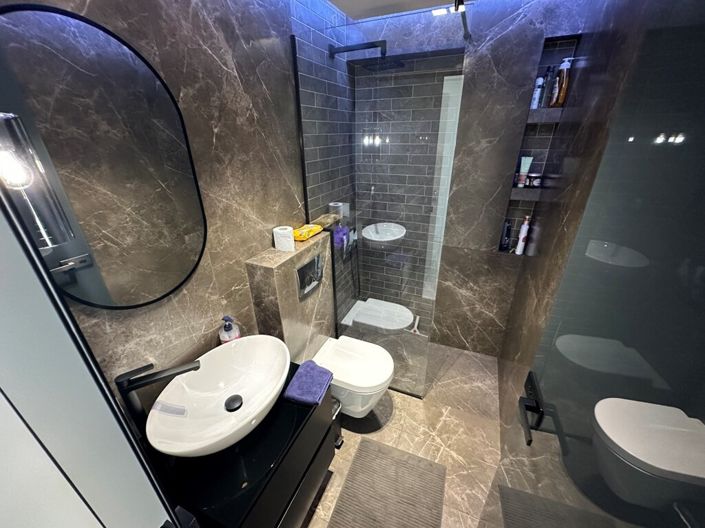 Image No.16-3 Bed Property for sale