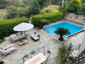 Photo 2 - Cottage 240 m² in Attica