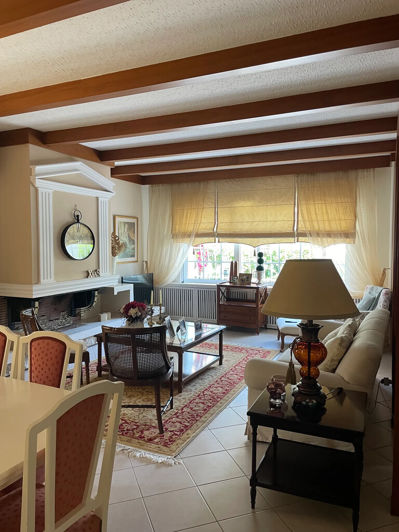 Image No.7-4 Bed Property for sale