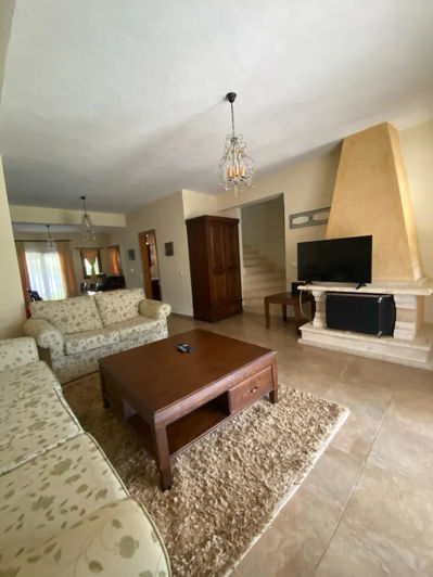 Image No.4-2 Bed Property for sale