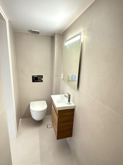 Image No.19-3 Bed Flat for sale