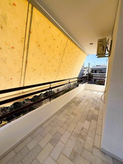 Image No.20-3 Bed Flat for sale