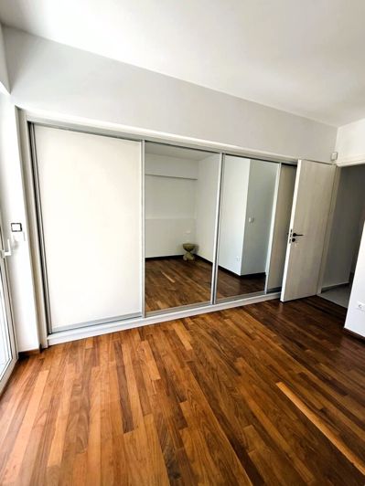 Image No.6-3 Bed Flat for sale