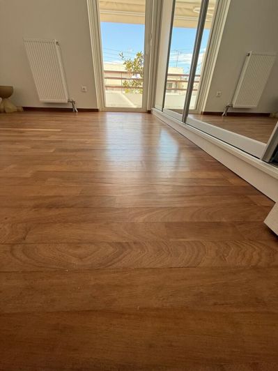 Image No.8-3 Bed Flat for sale