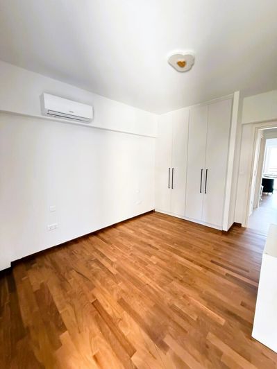 Image No.9-3 Bed Flat for sale