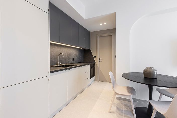 Image No.14-2 Bed Flat for sale