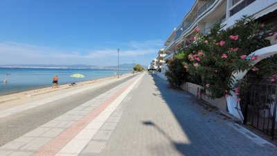Photo 12 - Apartment 67 m² in Central Macedonia