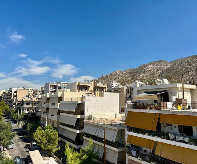 Image No.16-3 Bed Maisonette for sale