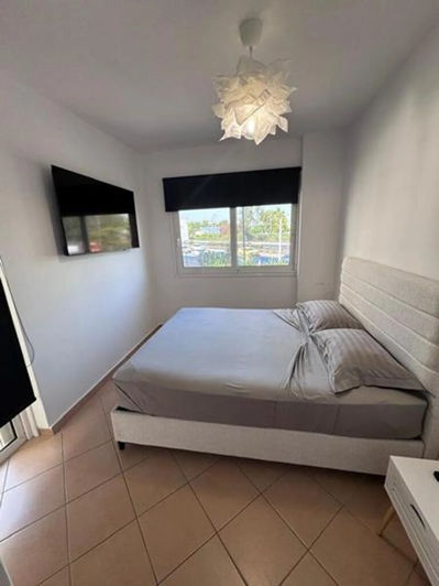 Image No.11-2 Bed Flat for sale