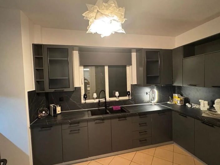 Image No.9-2 Bed Flat for sale