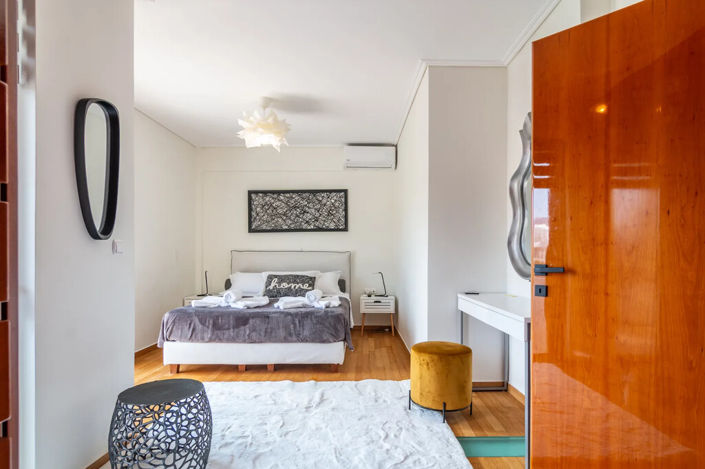 Image No.16-4 Bed Property for sale