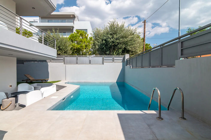 Image No.27-4 Bed Property for sale