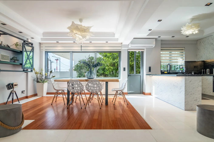 Image No.6-4 Bed Property for sale