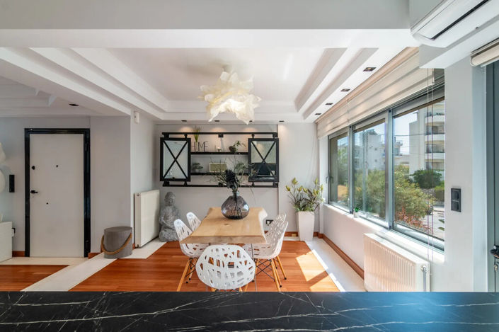 Image No.8-4 Bed Property for sale