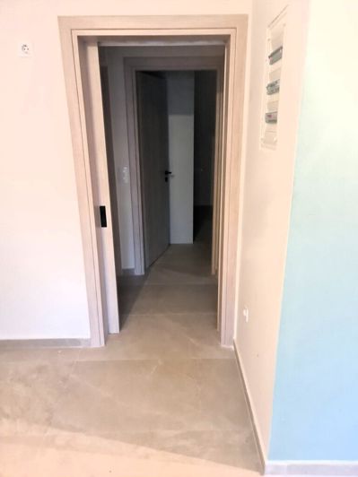 Image No.10-2 Bed Flat for sale