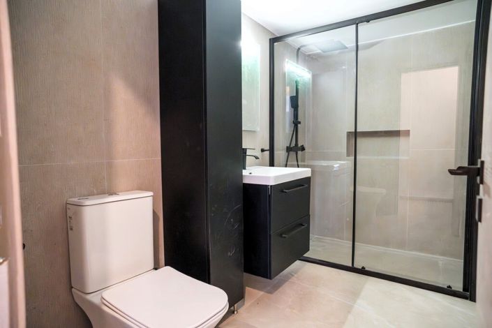 Image No.14-2 Bed Flat for sale