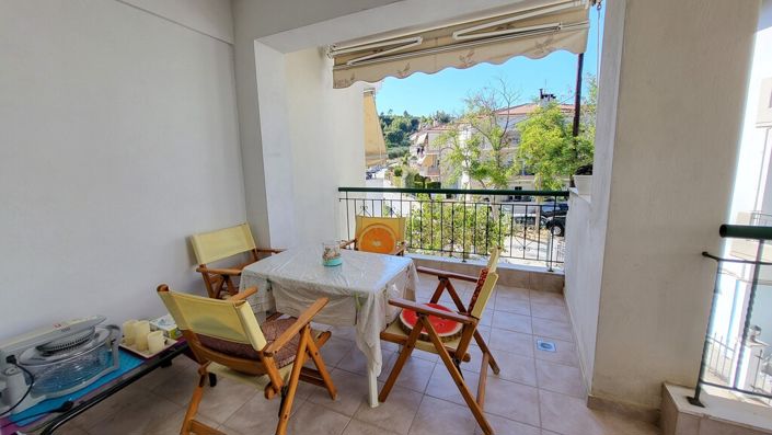 Image No.10-2 Bed Flat for sale