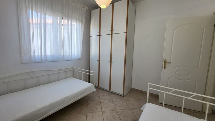Image No.7-2 Bed Flat for sale