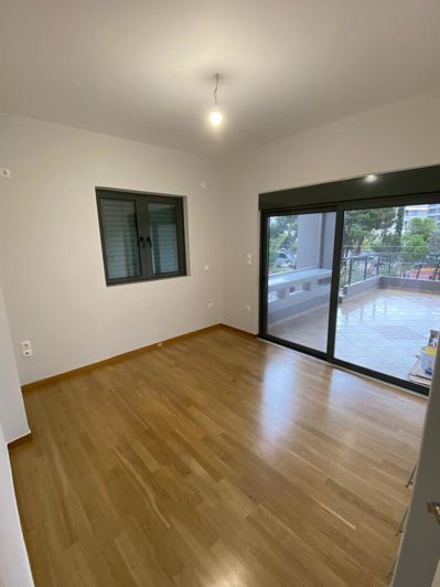 Image No.20-4 Bed Flat for sale