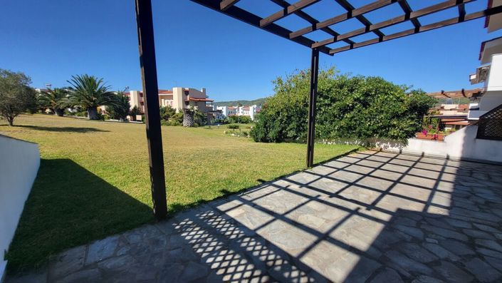 Image No.20-3 Bed Maisonette for sale