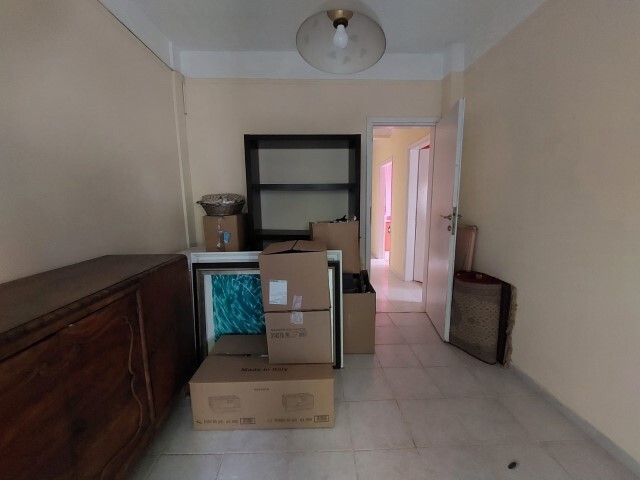 Image No.12-3 Bed Flat for sale