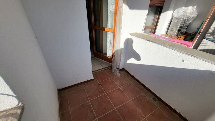 Image No.10-1 Bed Maisonette for sale