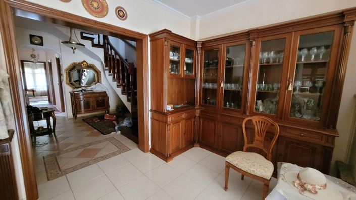 Image No.24-5 Bed Maisonette for sale