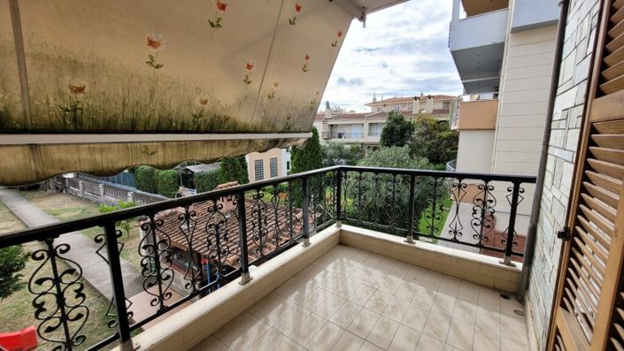 Image No.28-5 Bed Maisonette for sale