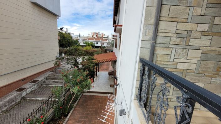 Image No.30-5 Bed Maisonette for sale