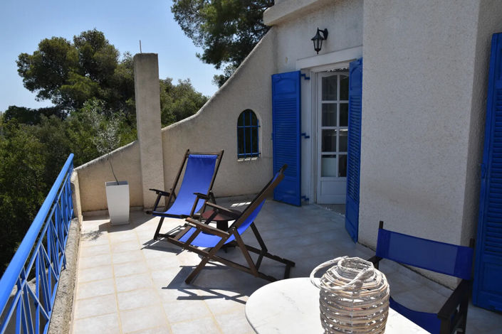 Image No.6-2 Bed Maisonette for sale