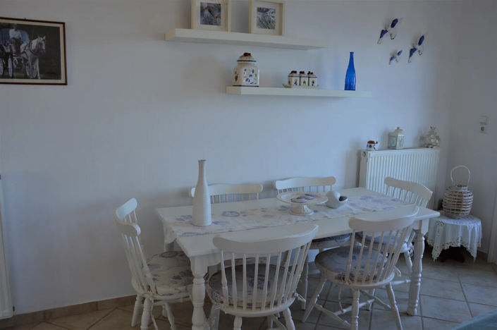 Image No.8-2 Bed Maisonette for sale