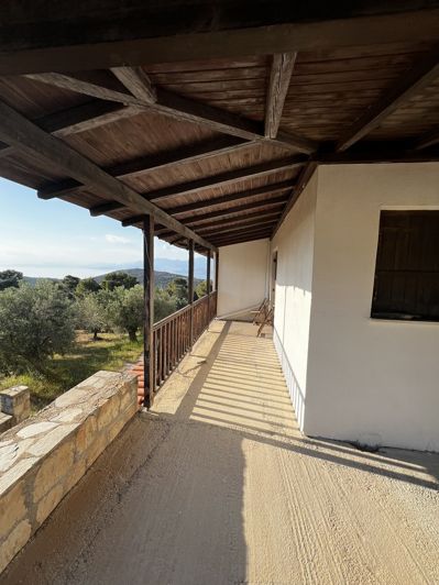 Image No.23-3 Bed Property for sale