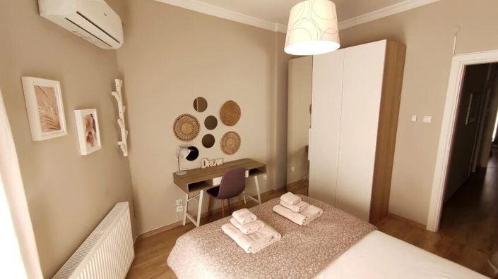 Image No.12-2 Bed Flat for sale