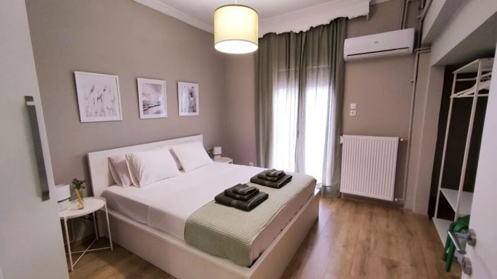 Image No.15-2 Bed Flat for sale