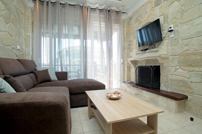 Image No.3-3 Bed Flat for sale