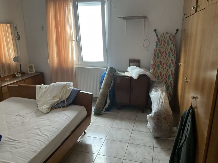 Image No.5-2 Bed Property for sale