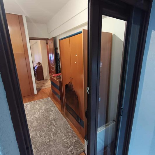 Image No.12-3 Bed Flat for sale