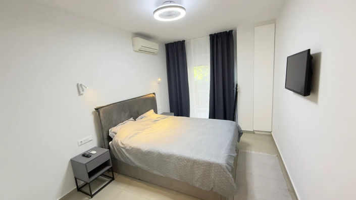 Image No.11-1 Bed Flat for sale