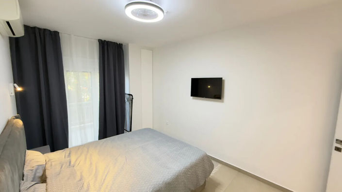 Image No.12-1 Bed Flat for sale