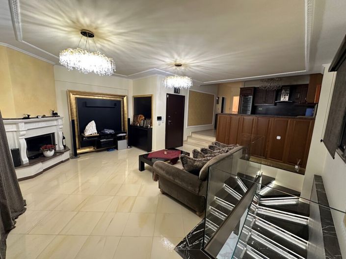 Image No.14-4 Bed Maisonette for sale