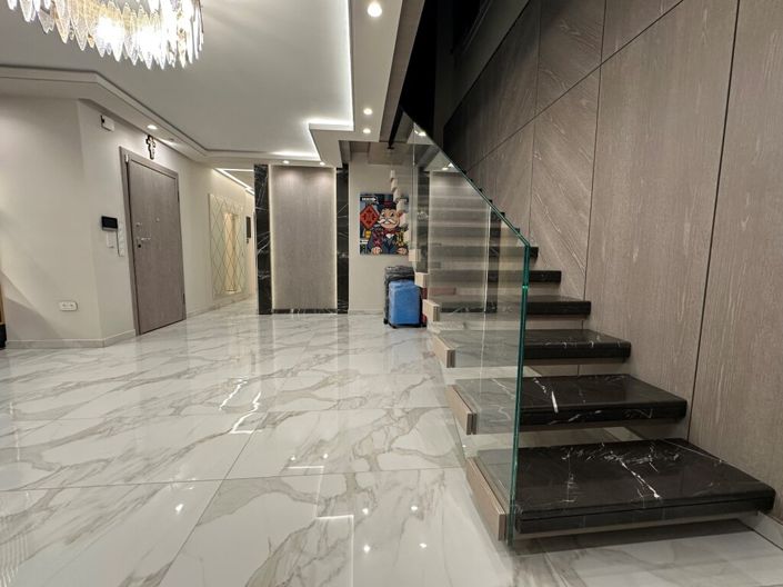 Image No.2-4 Bed Maisonette for sale