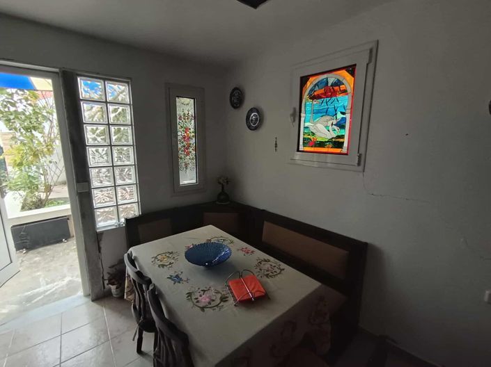 Image No.25-1 Bed Property for sale