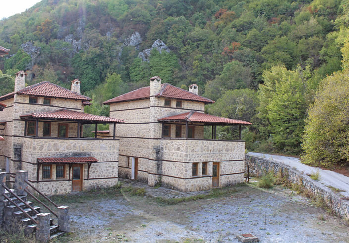 Image No.4-4 Bed Property for sale