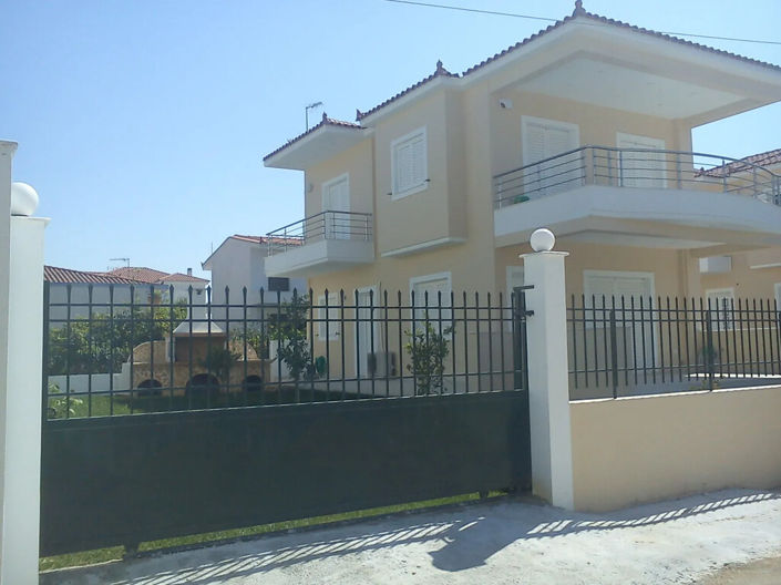 Image No.3-3 Bed Maisonette for sale