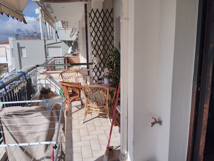 Image No.26-3 Bed Maisonette for sale